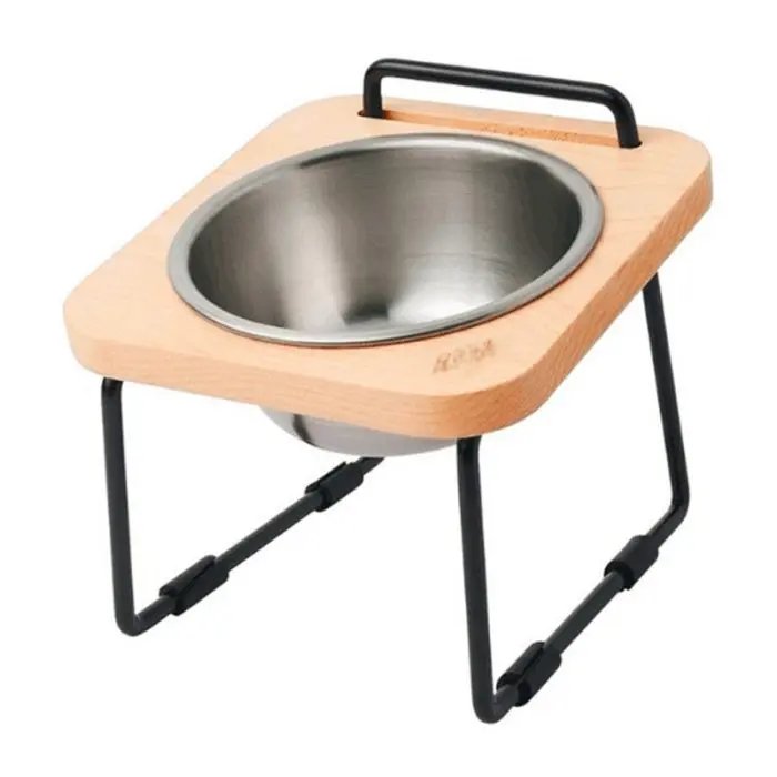 Inclined log support dog bowl