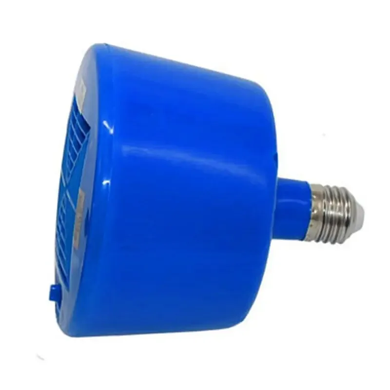 Adjustable Heating Lamp for Chickens